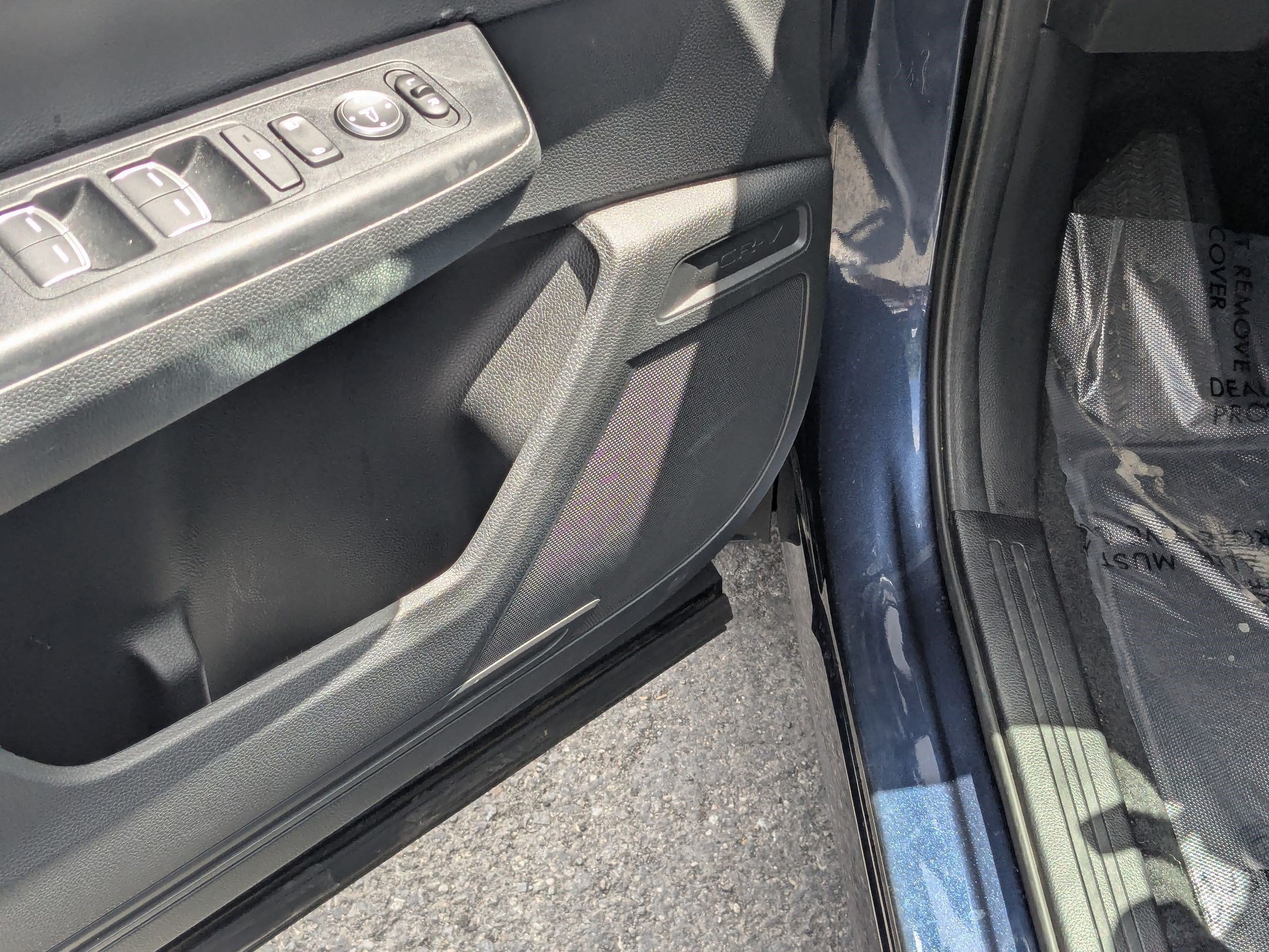 Used 2025 Honda CR-V EX-L image 17