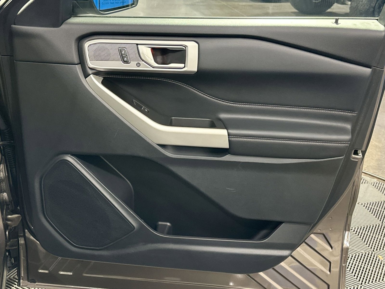 Used 2021 Ford Explorer Limited w/ Equipment Group 301A image 39