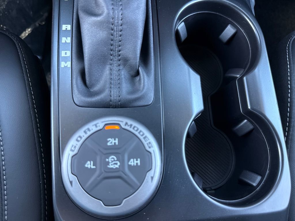 New 2025 Ford Bronco Outer Banks image 32