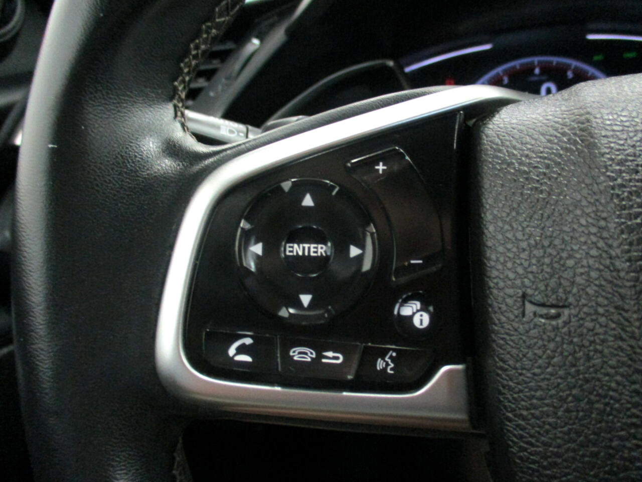 Used 2020 Honda Civic Sport image 22