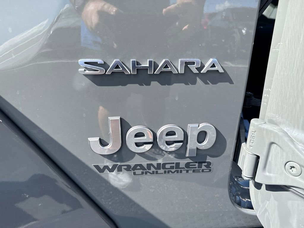 Used 2018 Jeep Wrangler Unlimited Sahara image 26