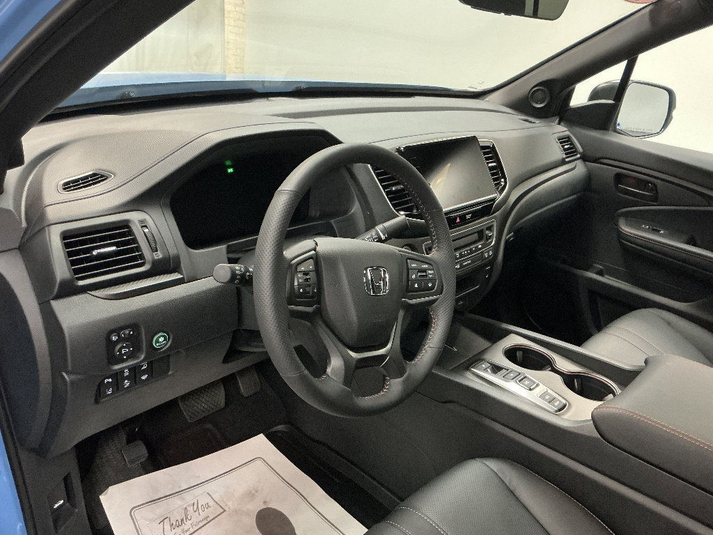 Used 2025 Honda Ridgeline TrailSport+ image 12