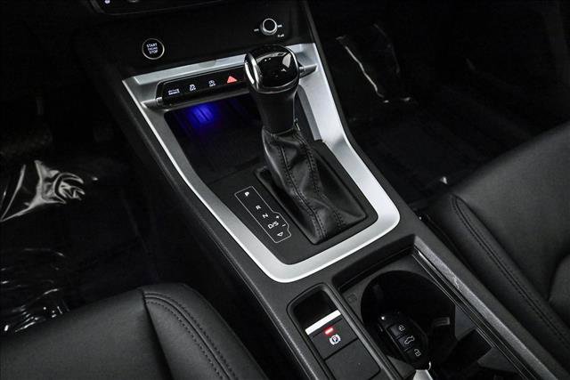 Used 2021 Audi Q3 2.0T Premium Plus image 12