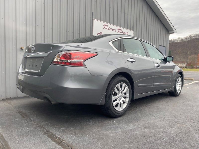 Used 2015 Nissan Altima 2.5 S w/ Power Driver Seat Package image 8