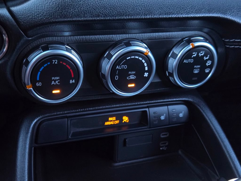 Certified 2025 MAZDA MX-5 Miata Grand Touring RWD image 17
