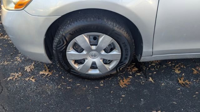 Used 2009 Toyota Camry LE image 9