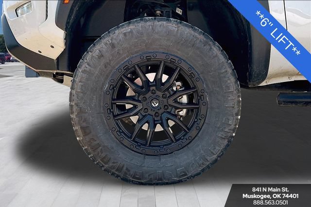 Used 2024 Nissan Frontier PRO-4X w/ Technology Package AWD/4WD image 32
