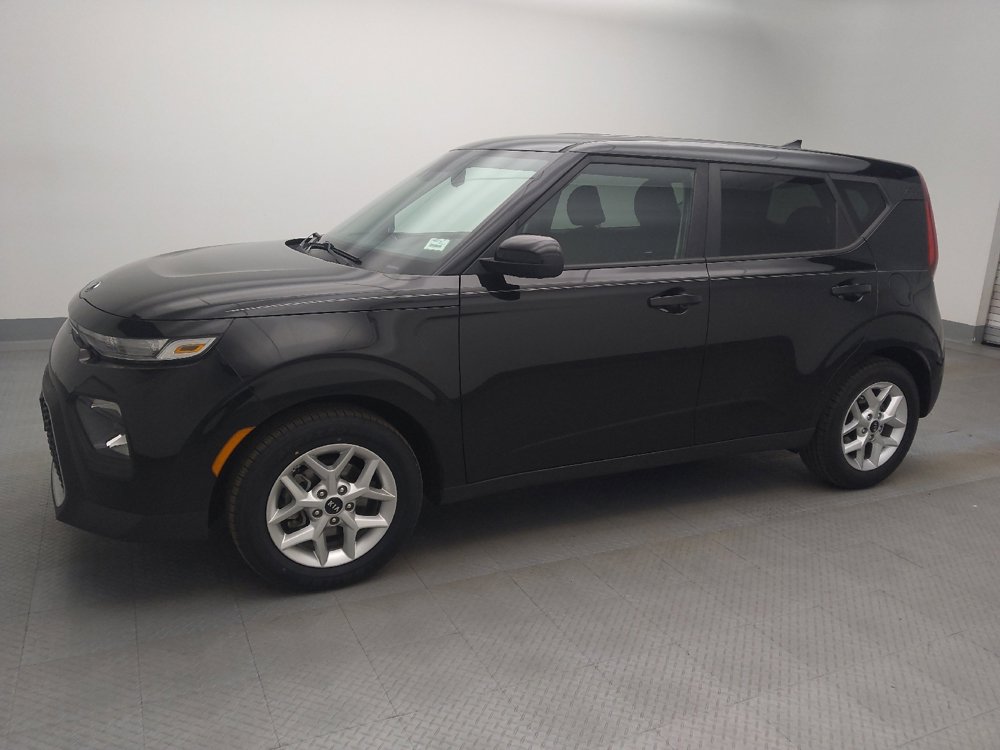 Used 2020 Kia Soul S image 2