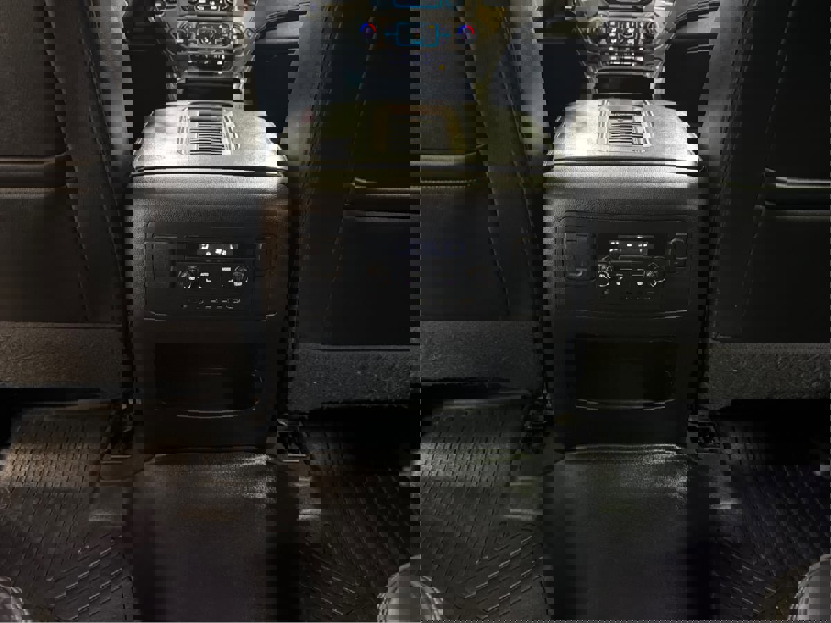 Used 2019 GMC Yukon XL Denali w/ Denali Ultimate Package AWD/4WD image 26