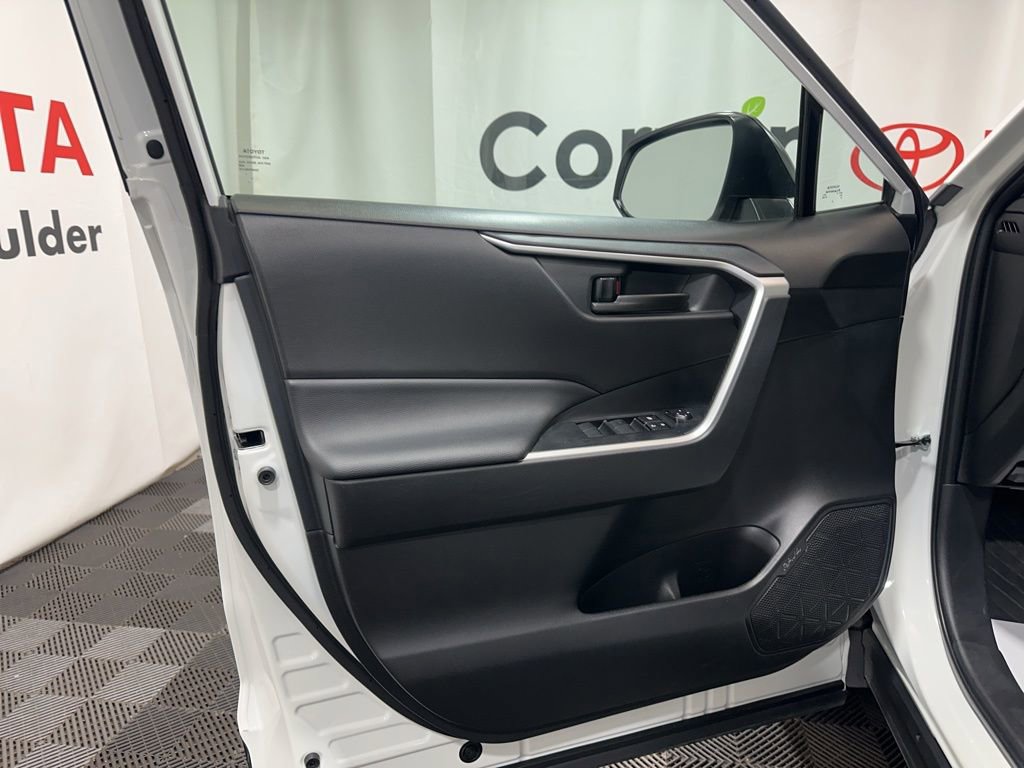 Used 2024 Toyota RAV4 LE image 21