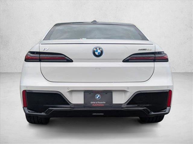 Used 2025 BMW i7 eDrive50 w/ M Sport Package image 7