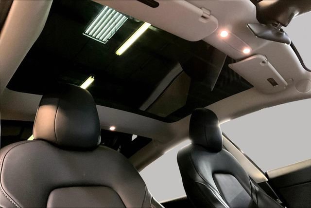 Used 2021 Tesla Model 3 Long Range image 26