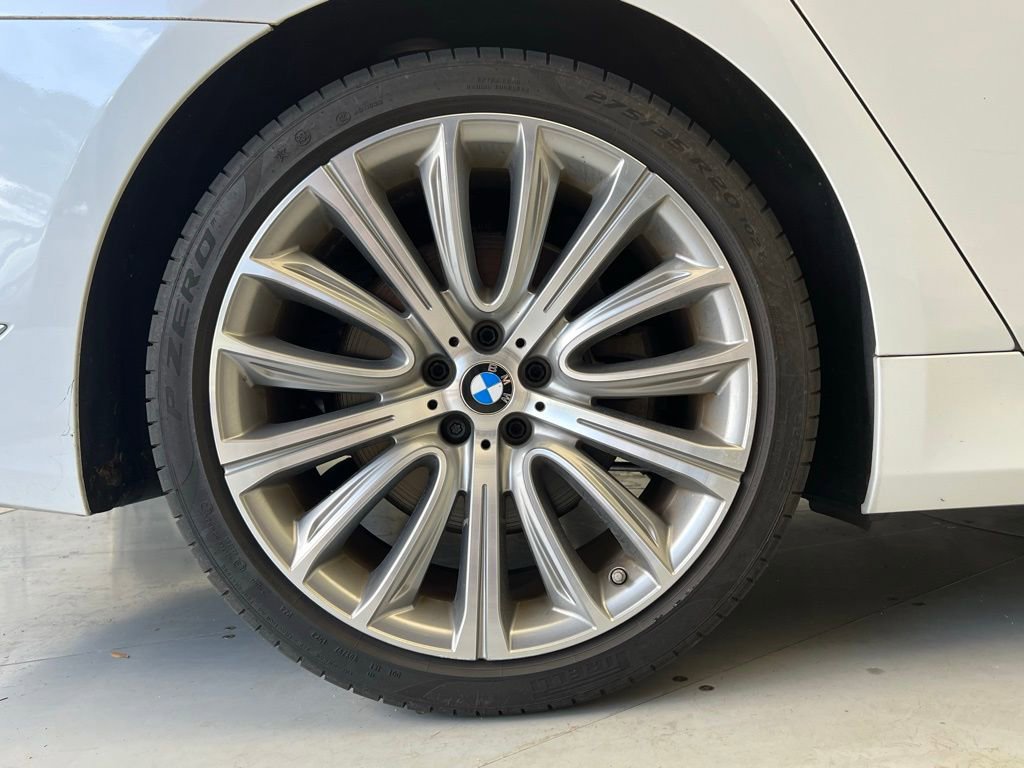 Used 2017 BMW 750i image 23