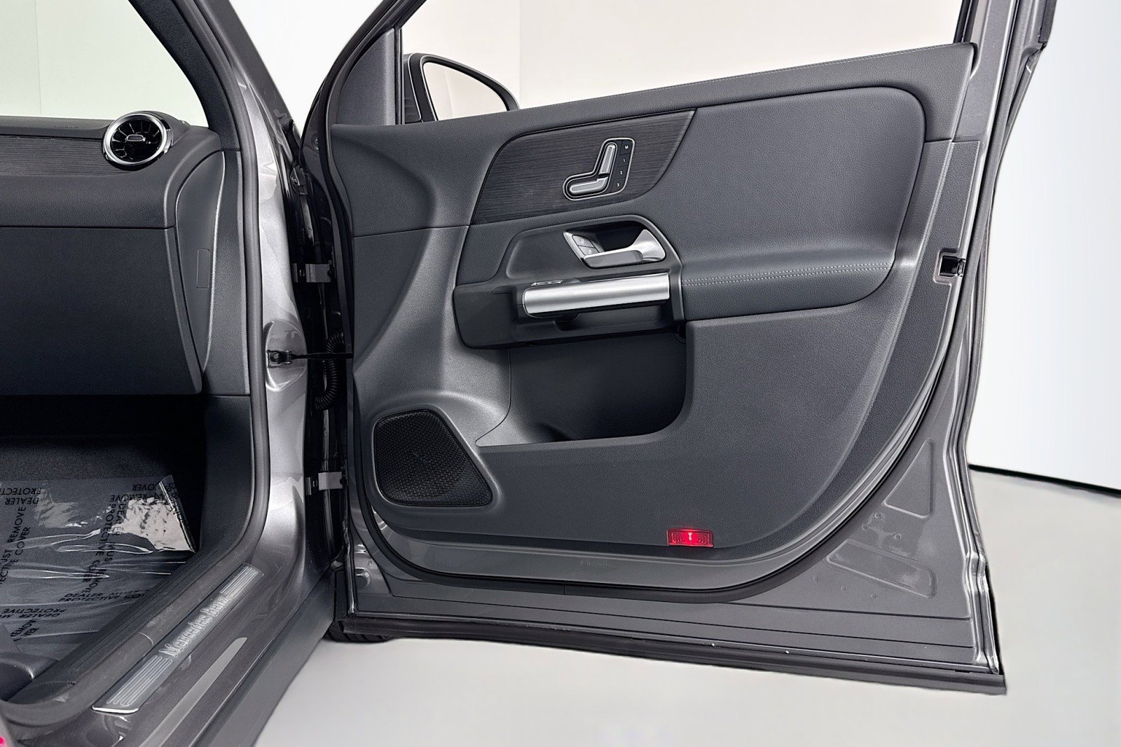 New 2026 Mercedes-Benz GLA 250 4MATIC image 23