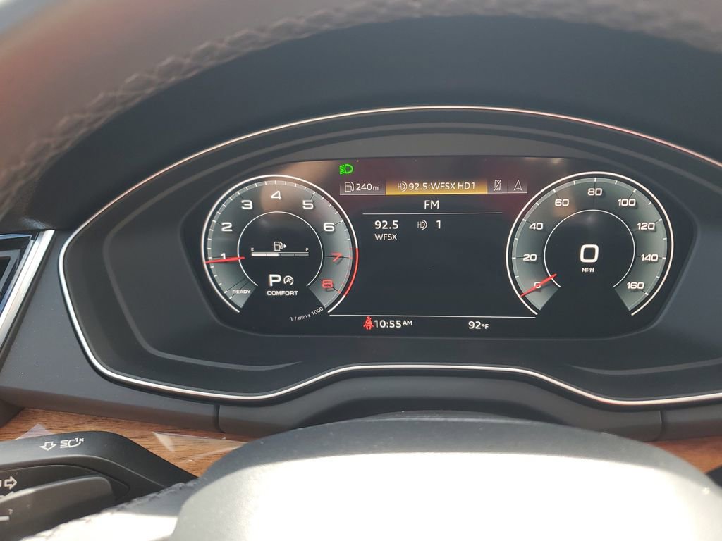 Certified 2023 Audi Q5 2.0T Premium Plus AWD/4WD image 26