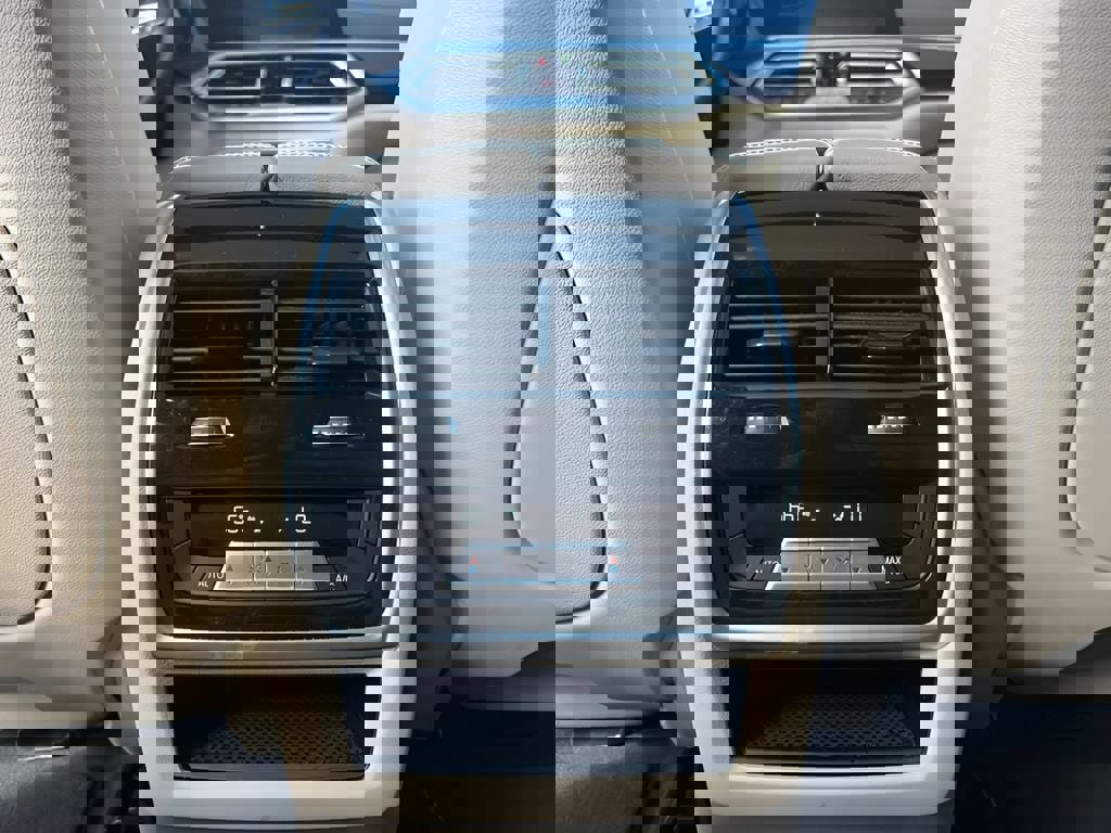 Used 2021 BMW X5 xDrive40i w/ Premium Package 2 image 13