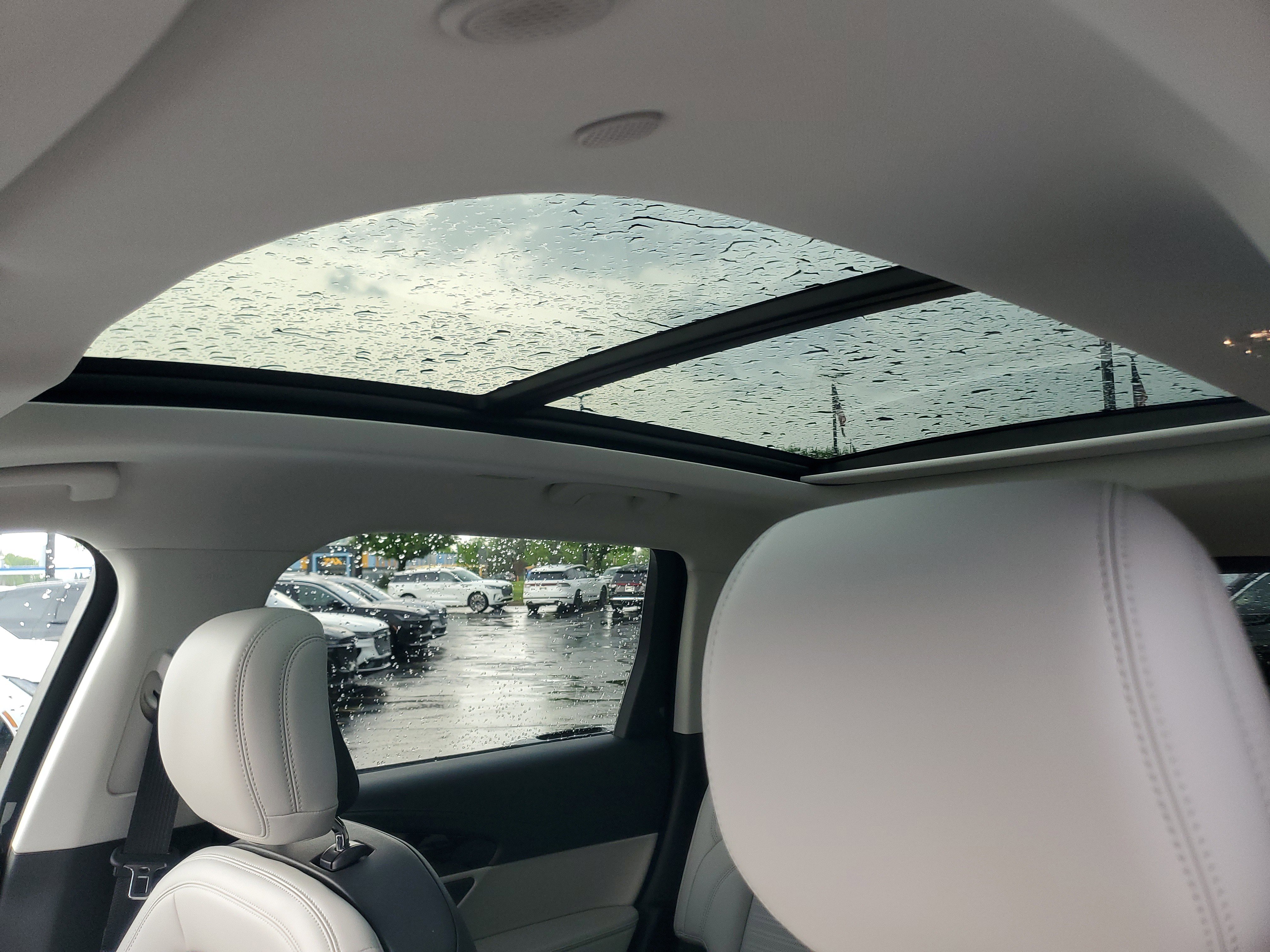 New 2026 Lincoln Nautilus Reserve w/ Jet Appearance Package AWD/4WD image 10