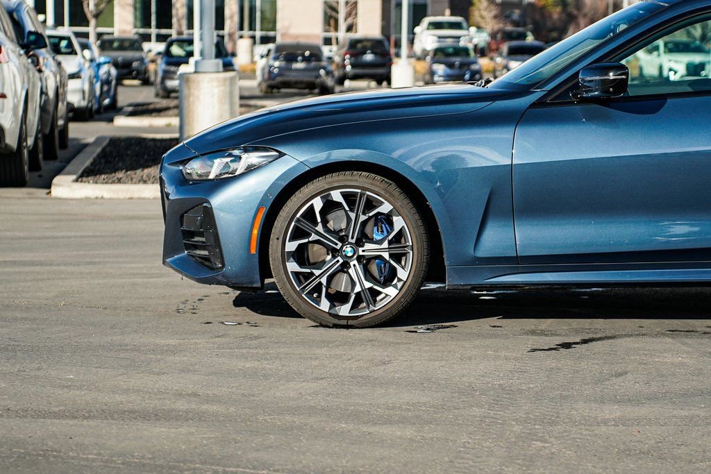 Used 2025 BMW 430i xDrive Coupe w/ M Sport Package image 8