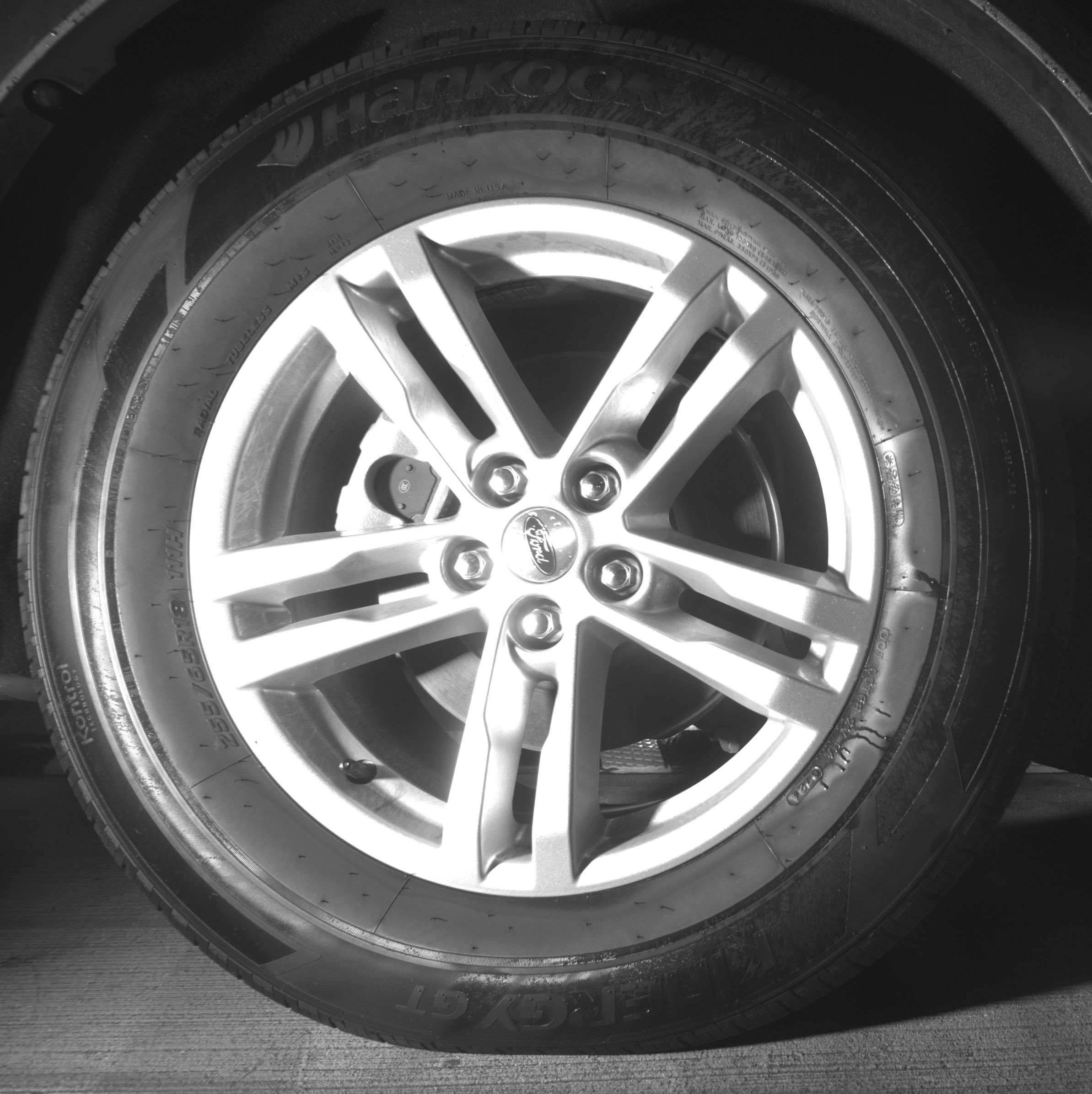 Used 2024 Ford Explorer XLT w/ Equipment Group 202A image 15