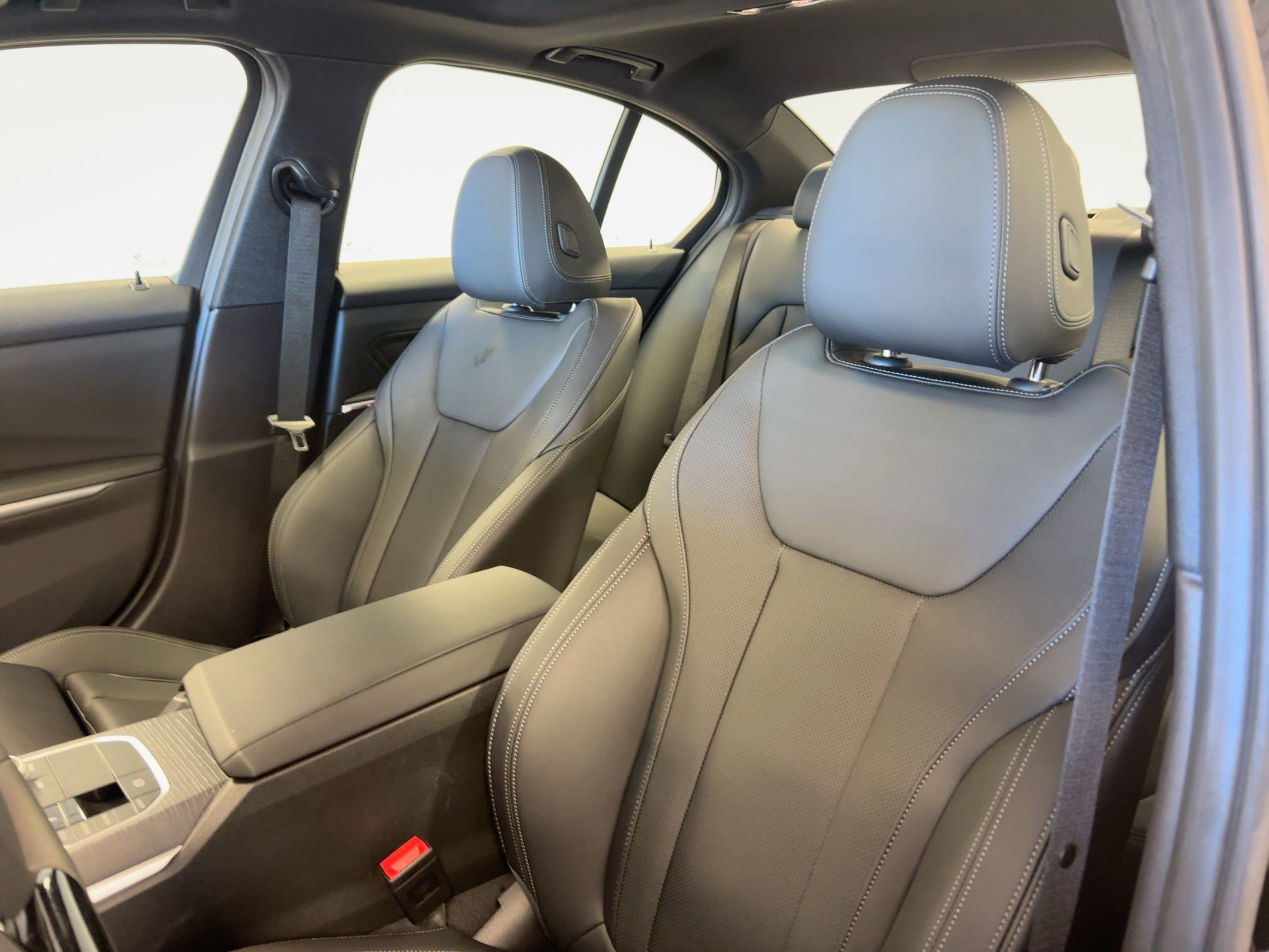 Used 2026 BMW 330i Sedan image 22