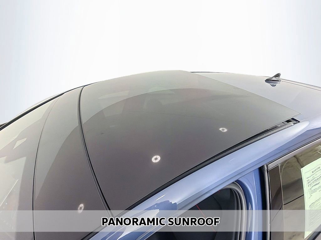 Used 2025 Volkswagen GTI SE image 4