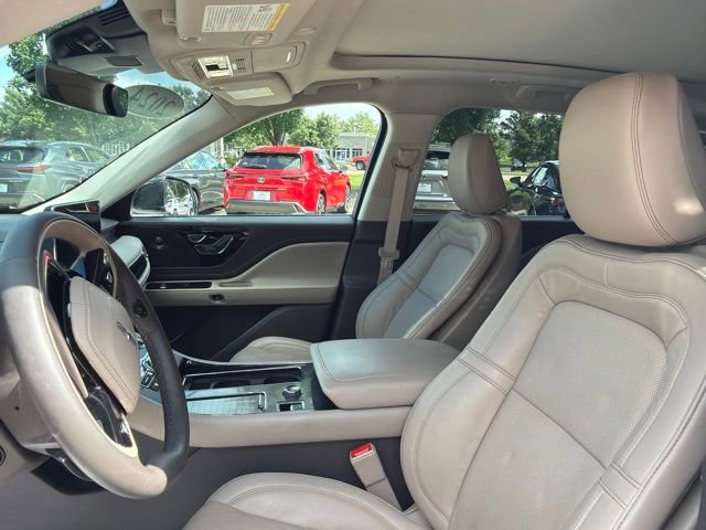 Used 2024 Lincoln Aviator Reserve w/ Equipment Group 201A AWD/4WD image 14