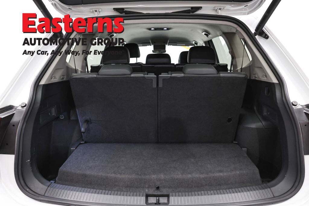 Used 2024 Volkswagen Tiguan SE image 9
