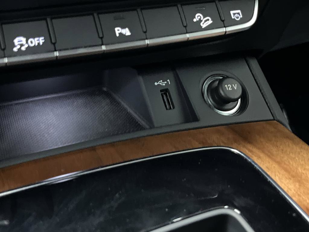 Used 2023 Audi Q5 2.0T Premium w/ Convenience Package image 22