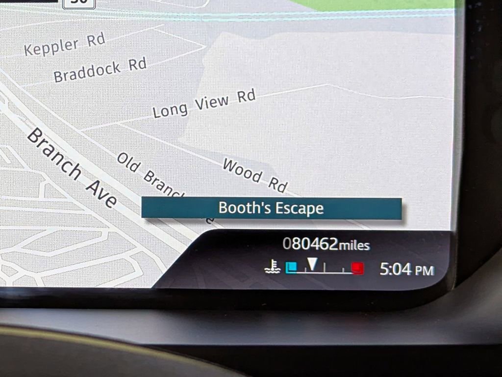 Used 2021 Land Rover Defender 110 image 34