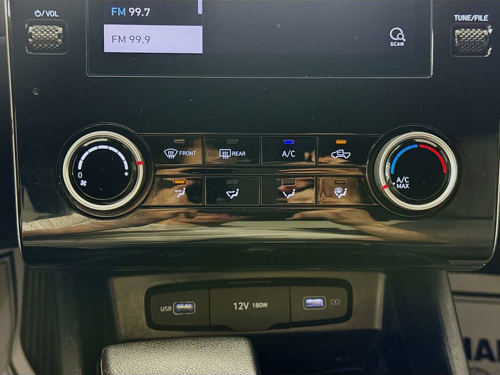 Used 2023 Hyundai Santa Cruz SE image 16