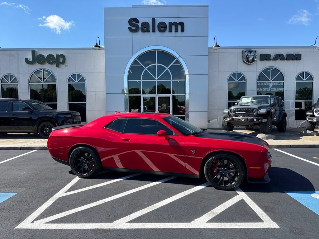 Used 2016 Dodge Challenger SRT Hellcat