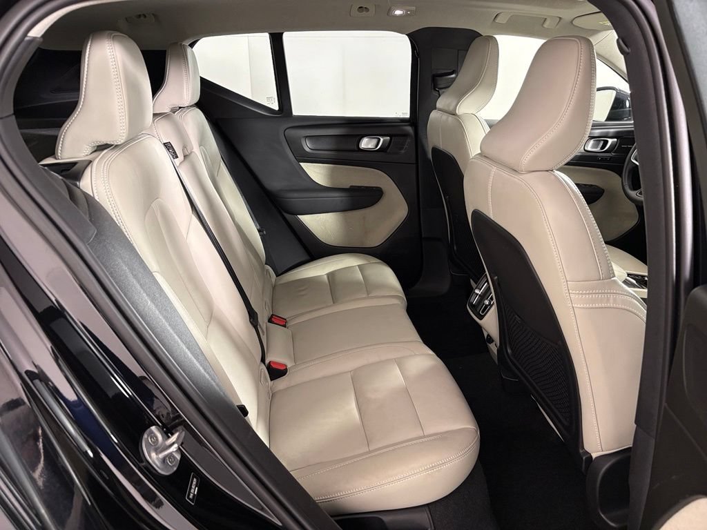 Used 2024 Volvo XC40 B5 Plus w/ Climate Package AWD/4WD image 87