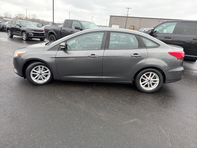Used 2017 Ford Focus SE image 5