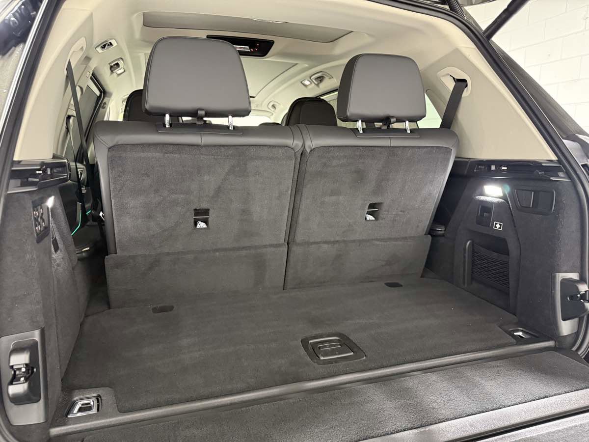 Used 2022 BMW X7 xDrive40i w/ Premium Package image 24
