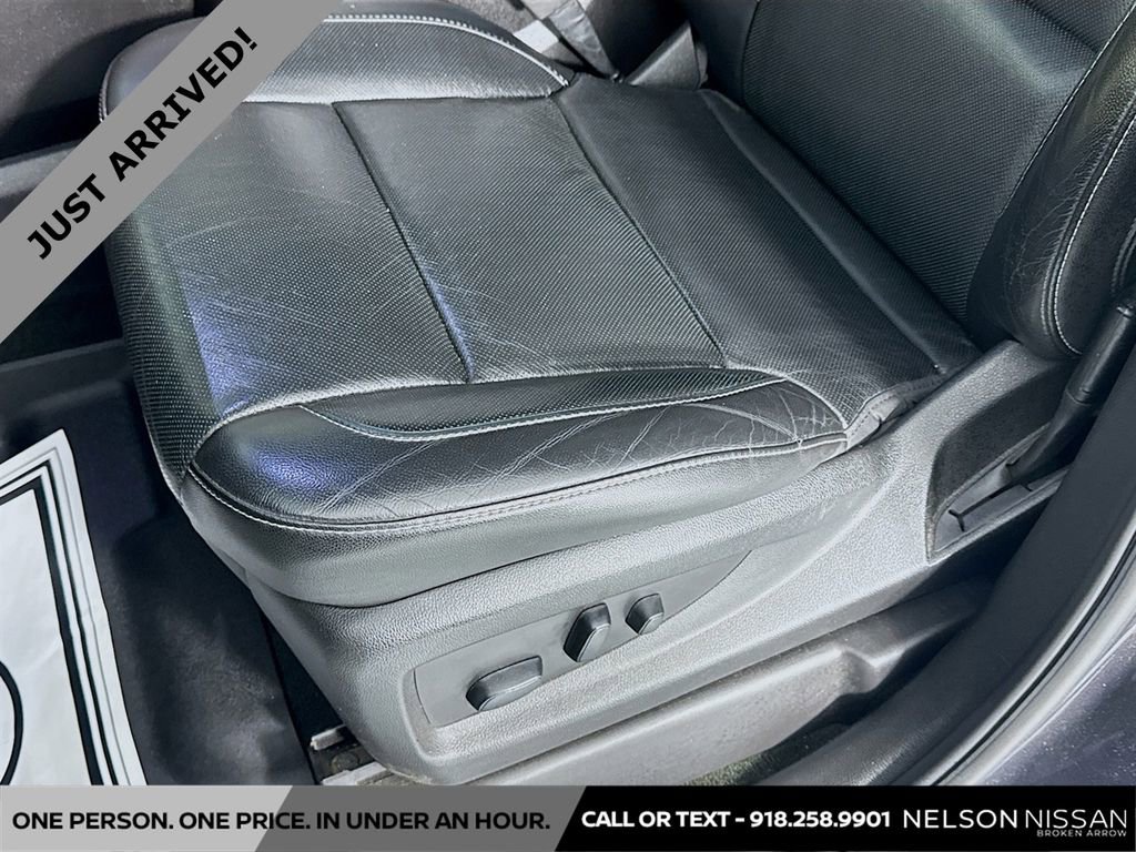 Used 2018 Chevrolet Tahoe Premier AWD/4WD image 20