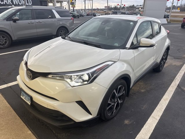Used 2018 Toyota C-HR image 3