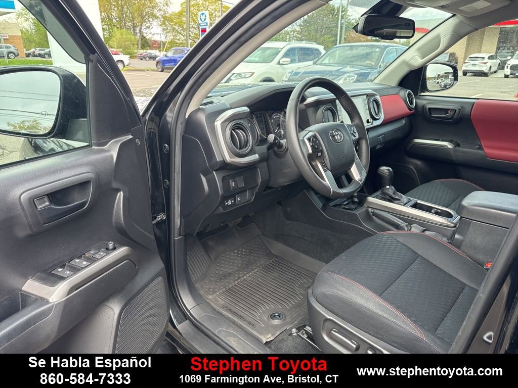Used 2023 Toyota Tacoma SR5 AWD/4WD image 14