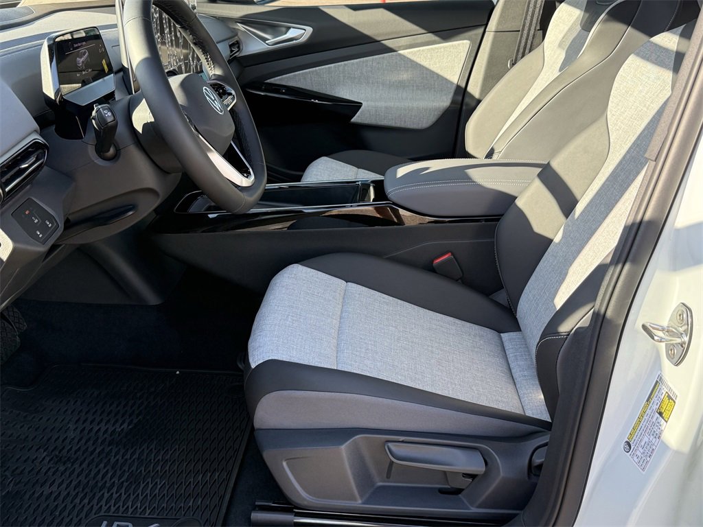 New 2025 Volkswagen ID.4 Pro image 12