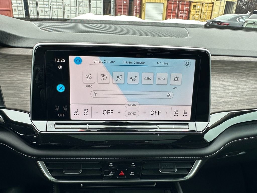 New 2026 Volkswagen Atlas SEL image 16