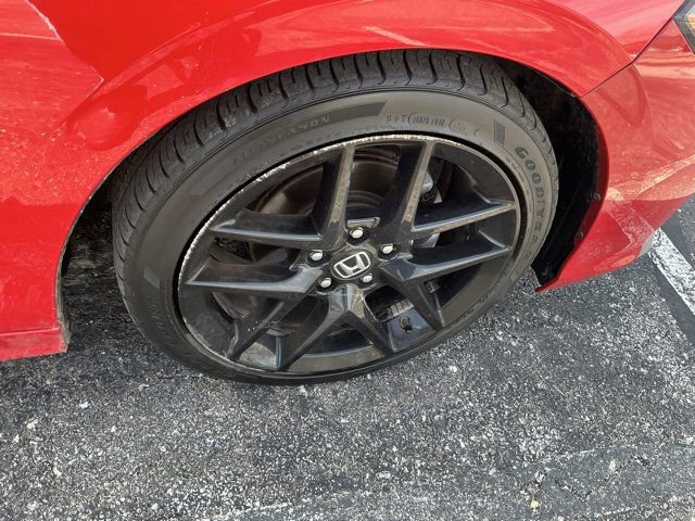 Used 2025 Honda Civic Sport image 17