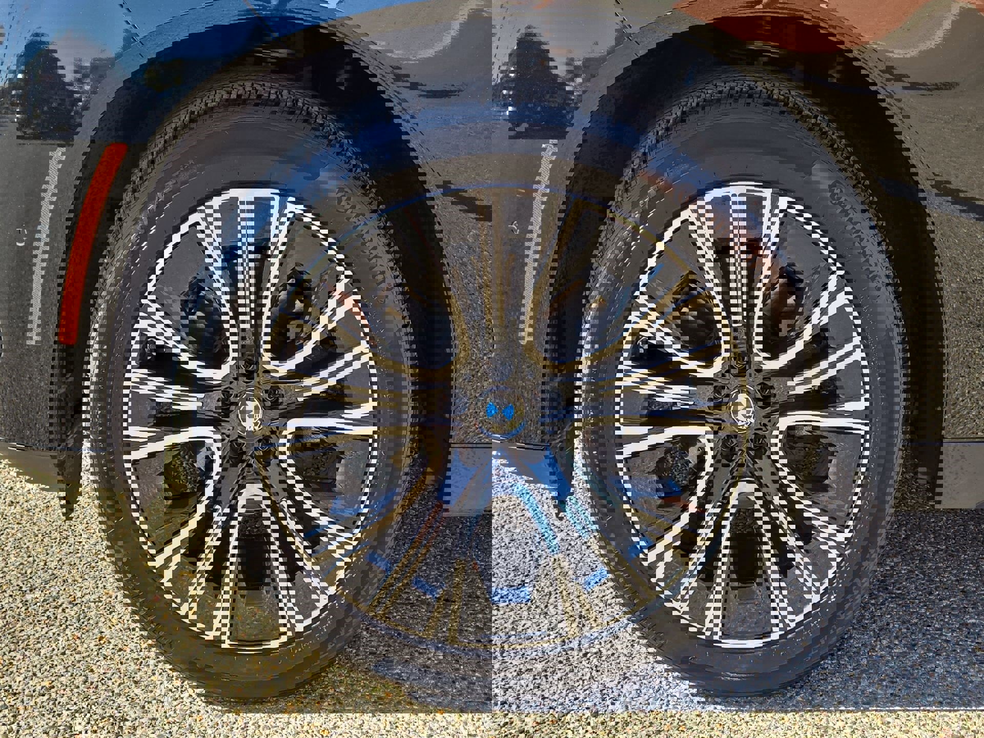 Used 2025 BMW X3 xDrive30i w/ Premium Package image 11