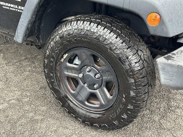 Used 2017 Jeep Wrangler Unlimited Sport w/ Connectivity Group image 7