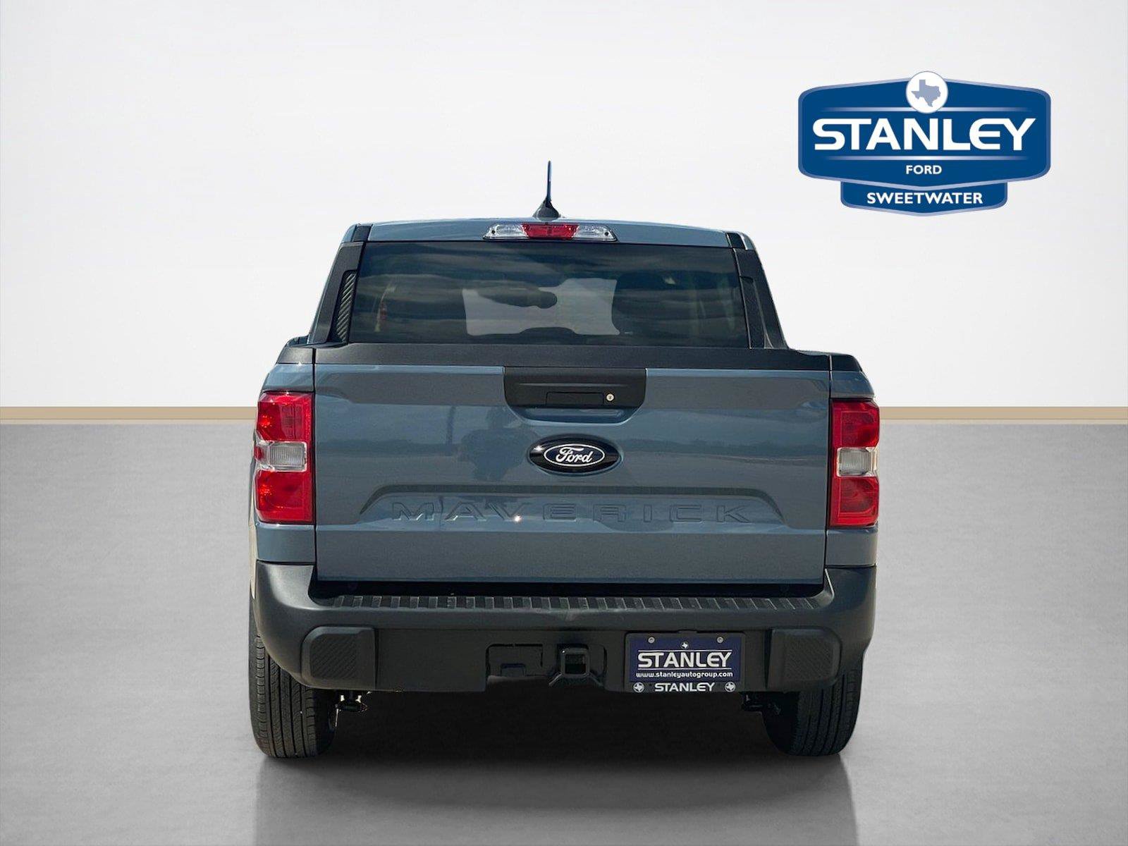 New 2026 Ford Maverick XLT w/ XLT Luxury Package FWD image 7