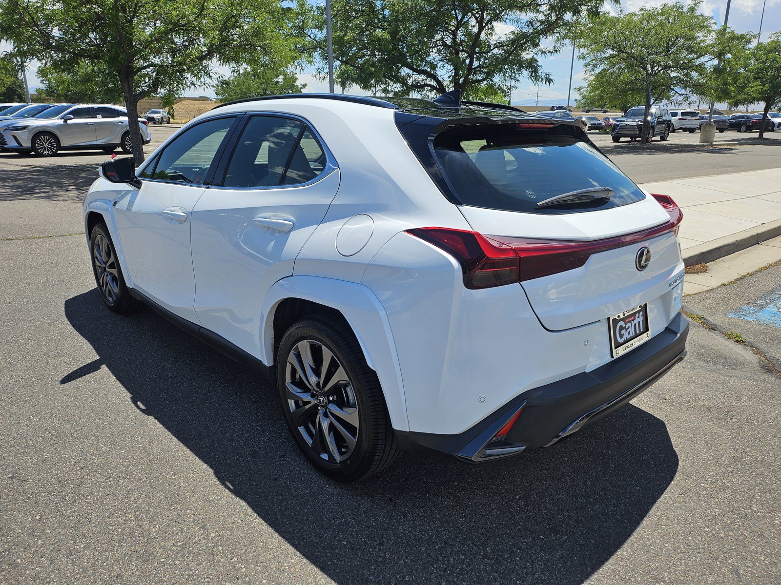 Used 2024 Lexus UX 250h F Sport AWD/4WD image 8