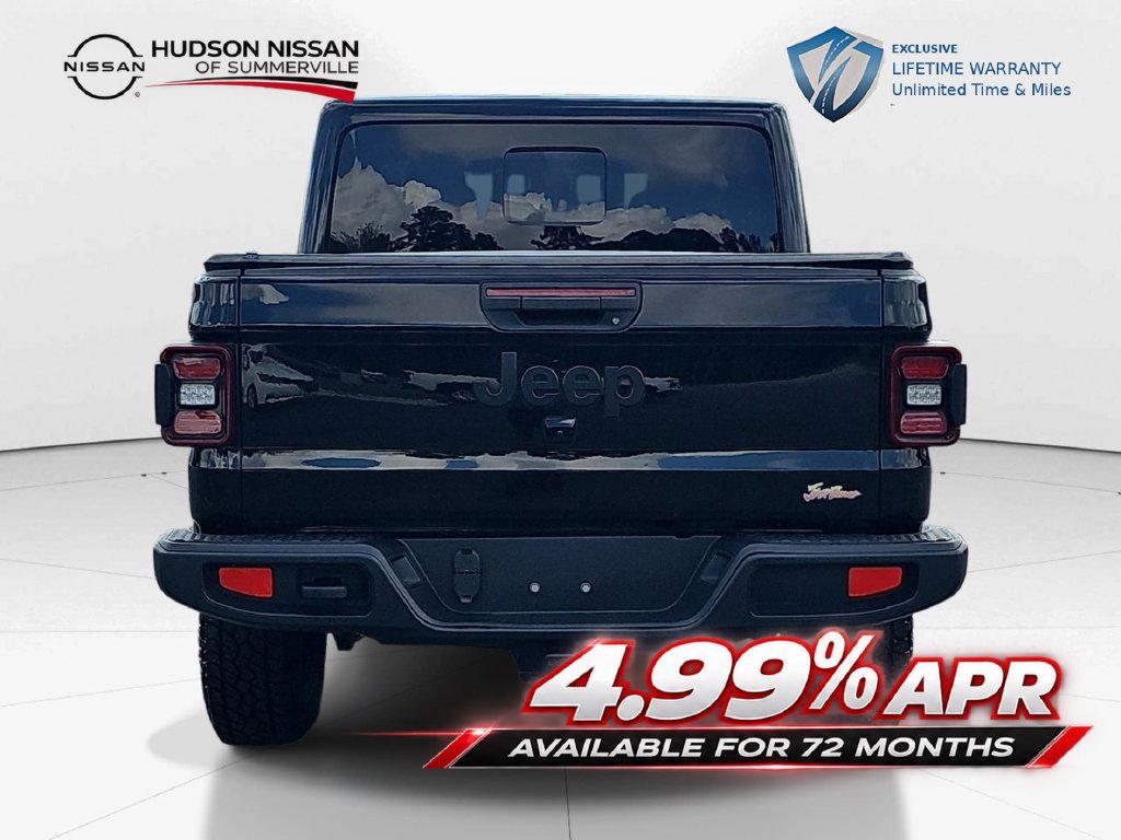 Used 2024 Jeep Gladiator Sport AWD/4WD image 8