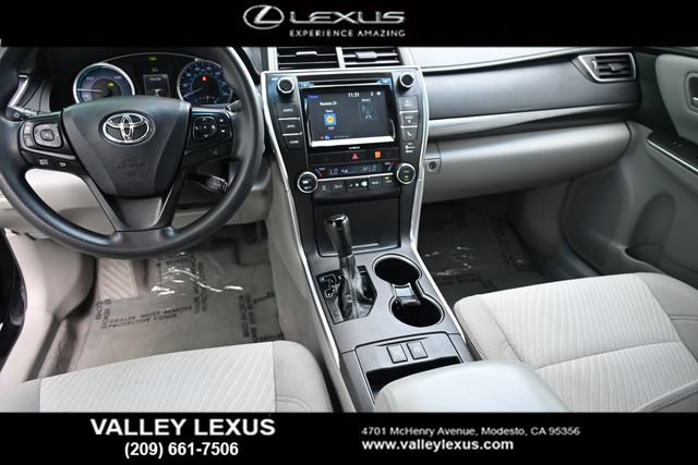 Used 2016 Toyota Camry LE FWD image 17