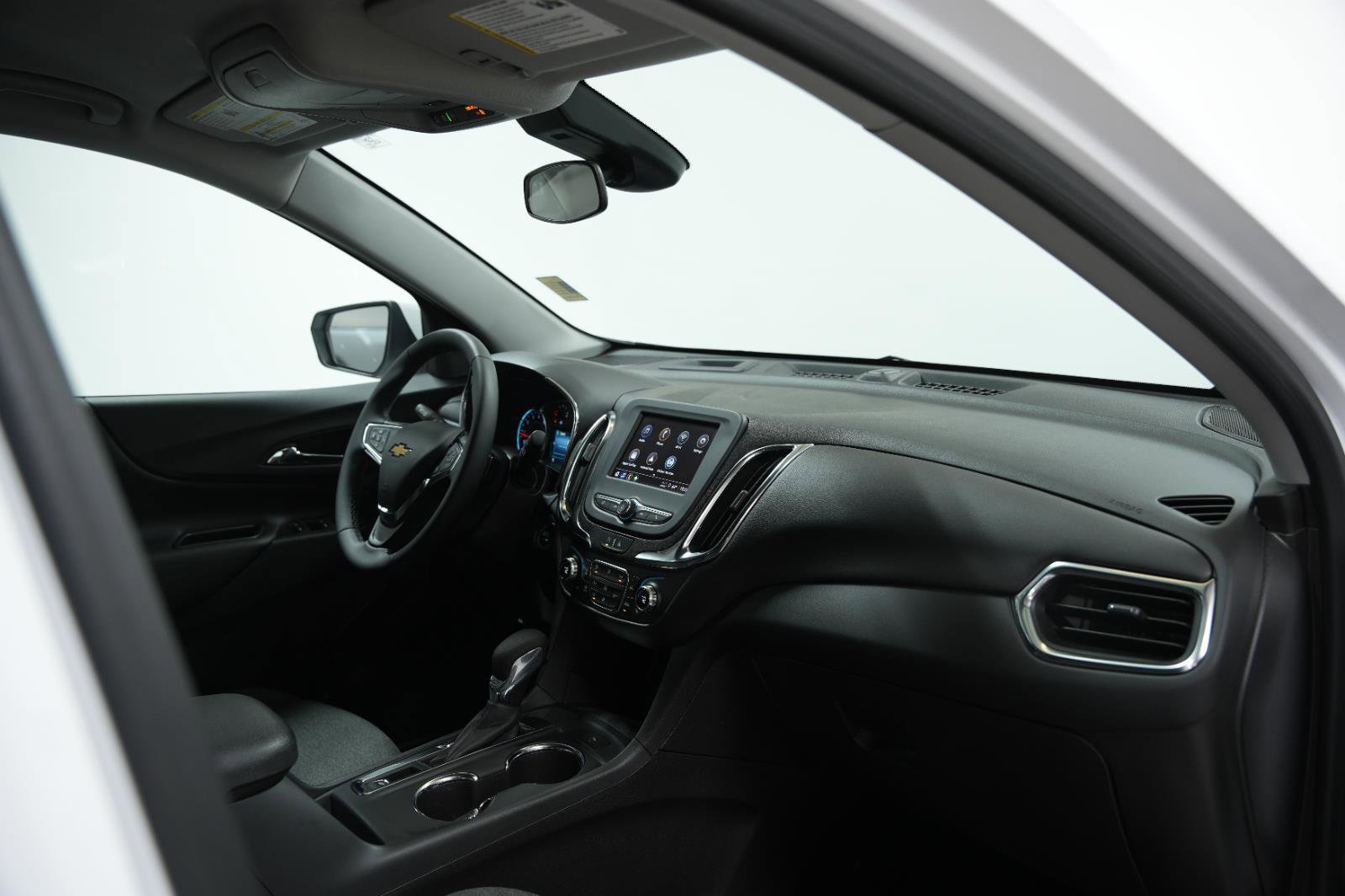 Used 2024 Chevrolet Equinox LT image 17