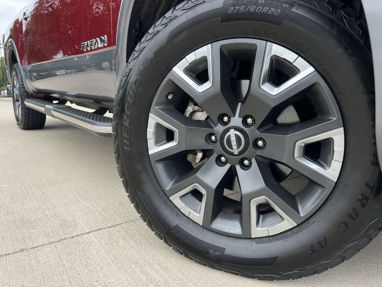 Used 2024 Nissan Titan Platinum Reserve w/ Moonroof Package AWD/4WD image 6