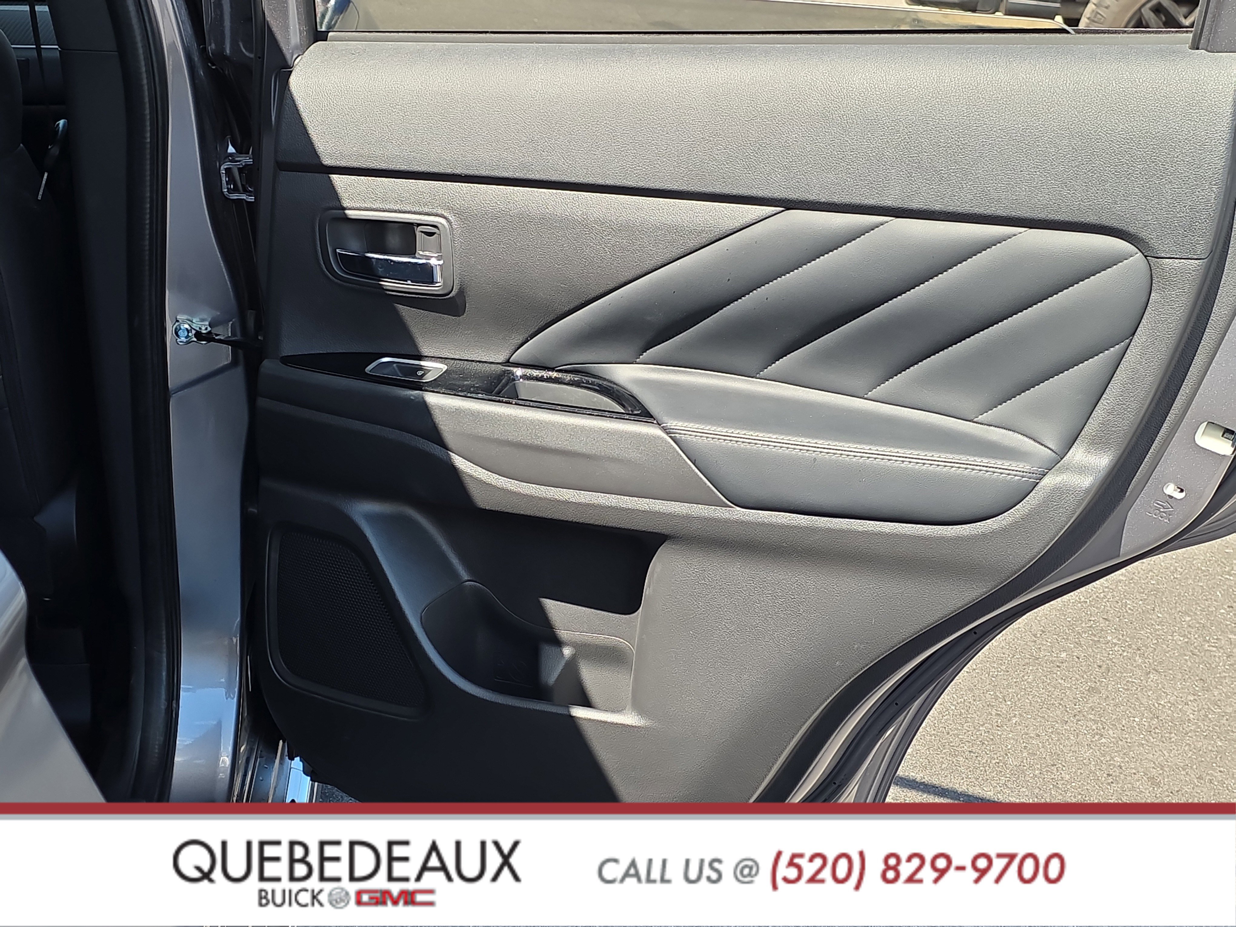Used 2019 Mitsubishi Outlander GT AWD/4WD image 29