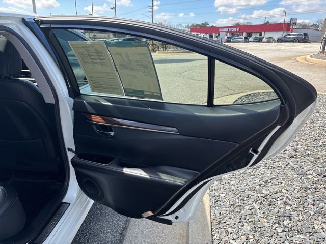 Used 2017 Lexus ES 350 w/ Luxury Package image 22